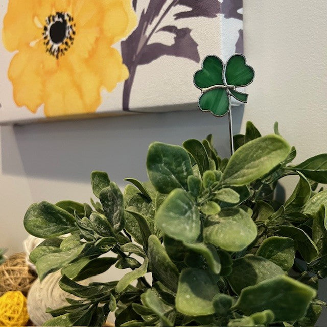 Holiday Mini Plant Stake- Shamrock