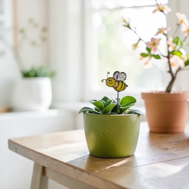 Mini Plant Stake- Spring BEE
