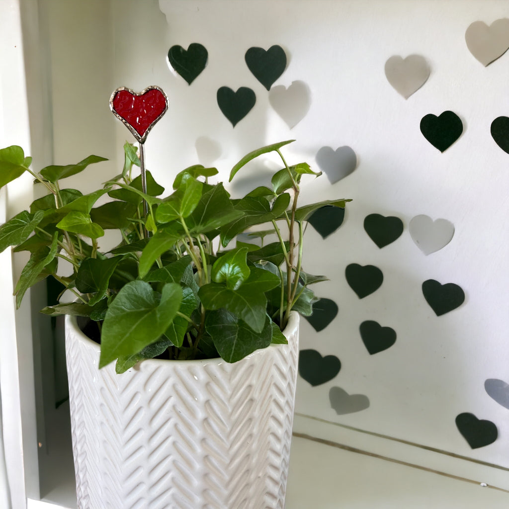Holiday Mini Plant Stake- HEART (RED)