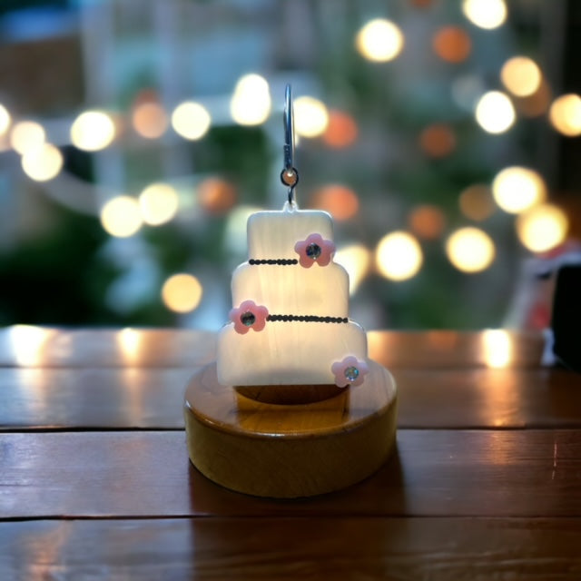 Glass Cover- Wedding Cake