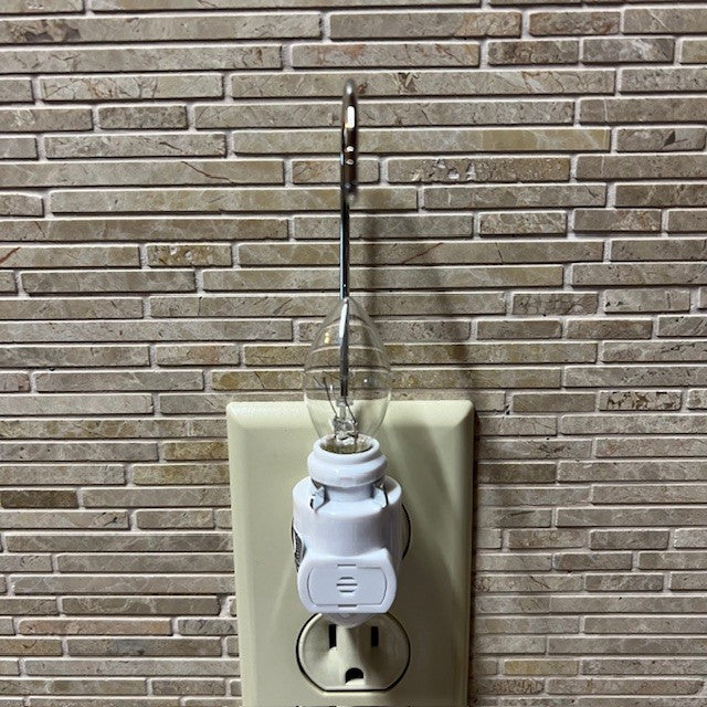 'Nightlight Plug' Standard Base AUTO Plug (unboxed)