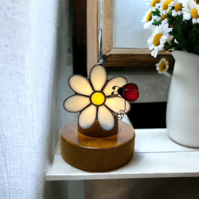 Glass Cover- Daisy Flower with Ladybug
