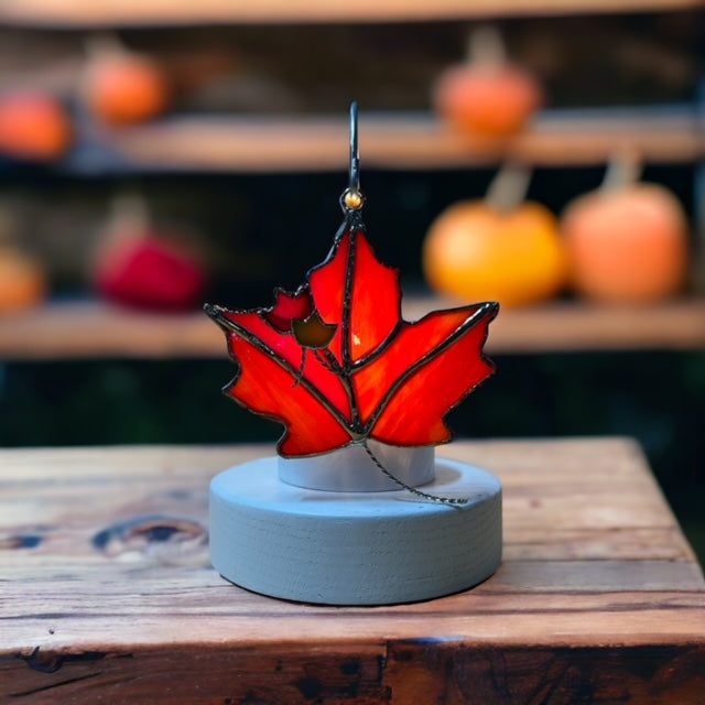 Glass Cover- Maple Leaves