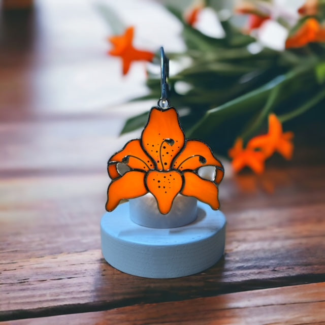 Glass Cover- Lily Flower