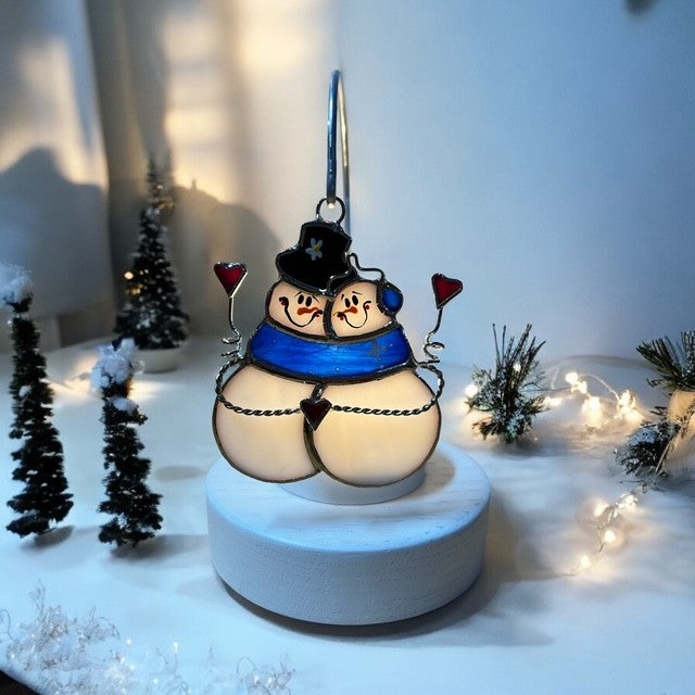 Glass Cover- Snow Couple in Love