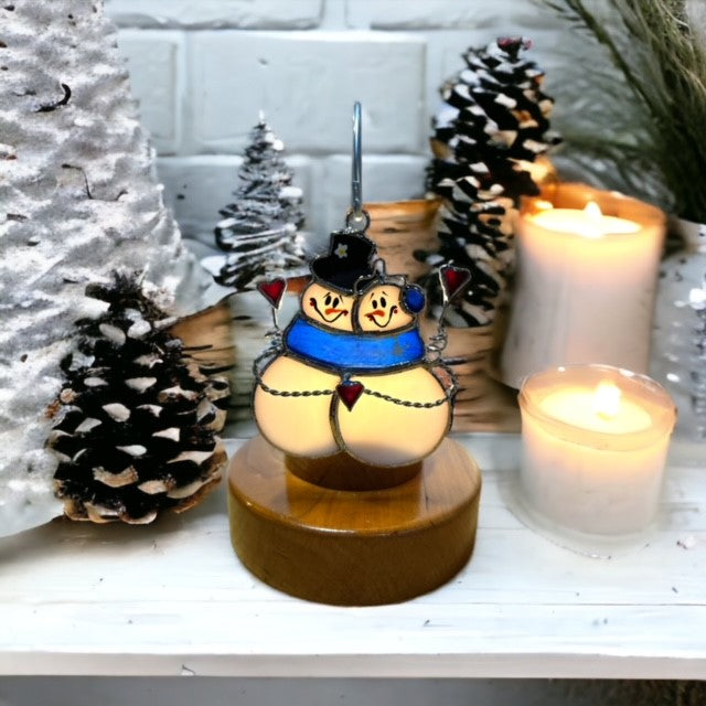 Glass Cover- Snow Couple in Love