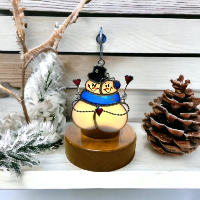 Glass Cover- Snow Couple in Love