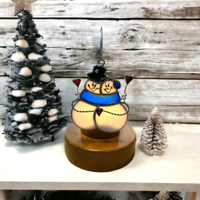 Glass Cover- Snow Couple in Love