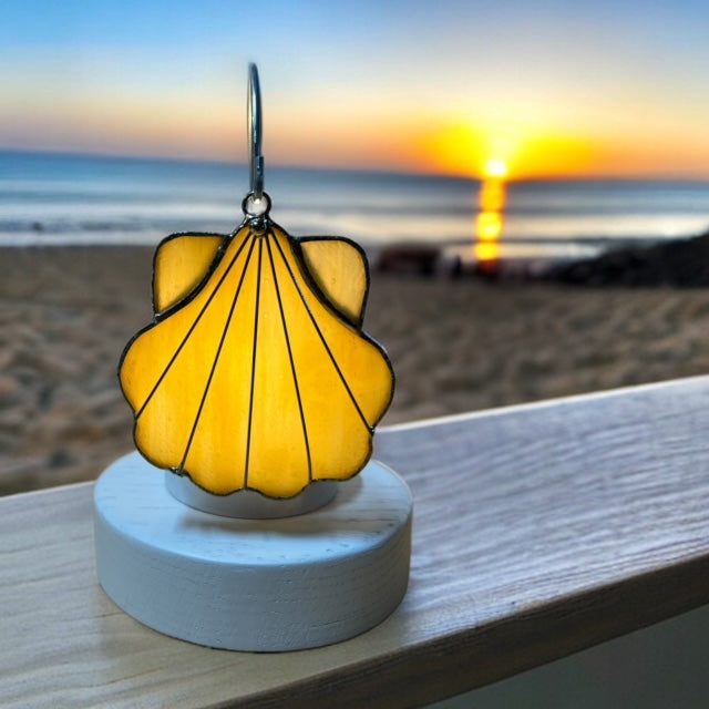 Glass Cover- Scallop Shell