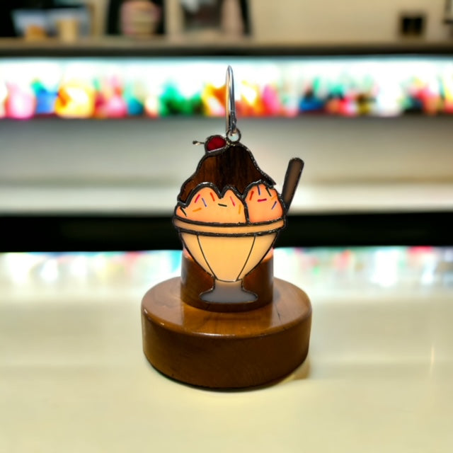 Glass Cover- Ice Cream Sundae