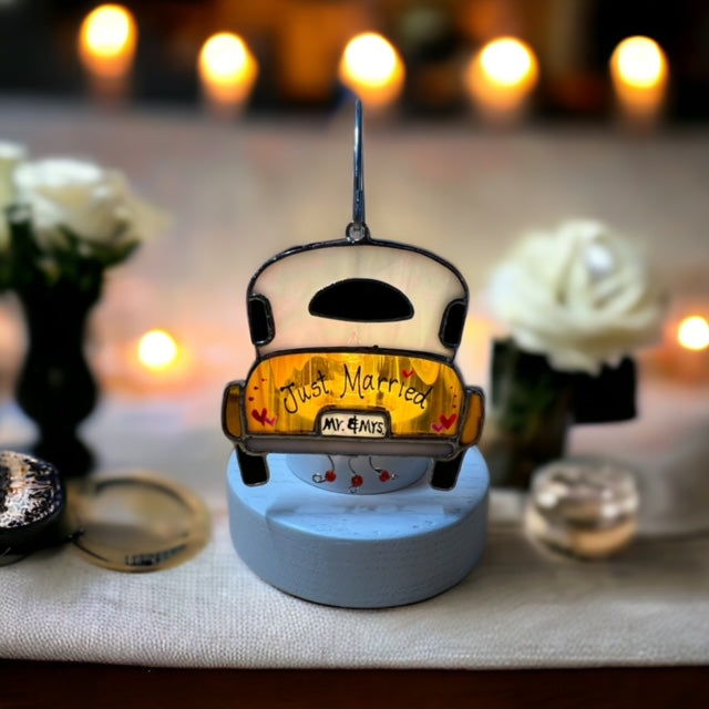 Glass Cover- Wedding Car 'Just Married'