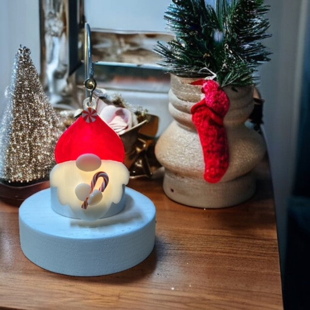 Glass Cover- Gnome / Christmas