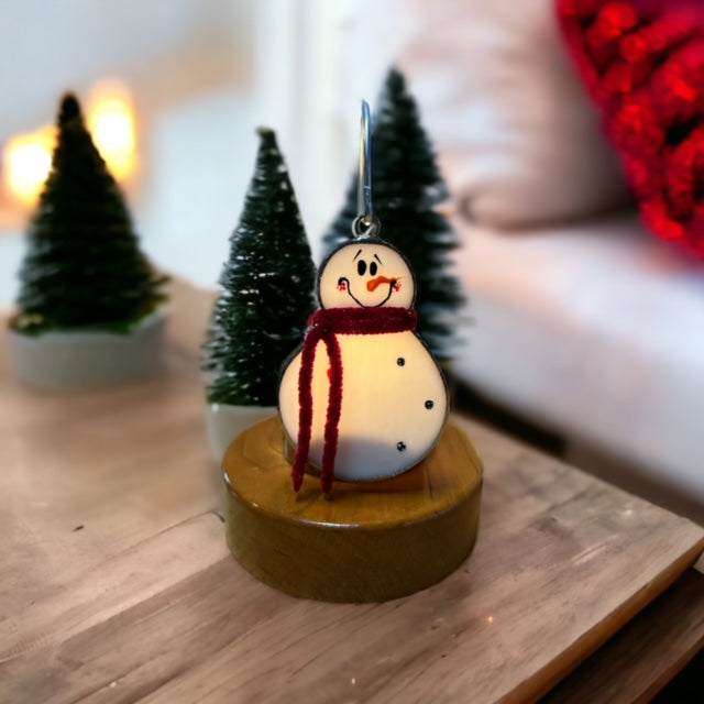 Glass Cover- Snowbaby with Scarf (Red, Blue or Green Sparkle Scarf)