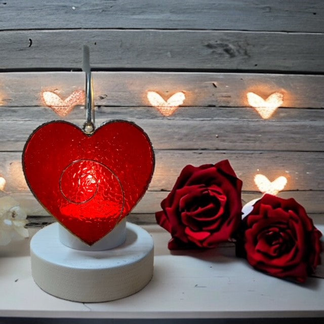 Glass Cover- Heart with Wire / RED