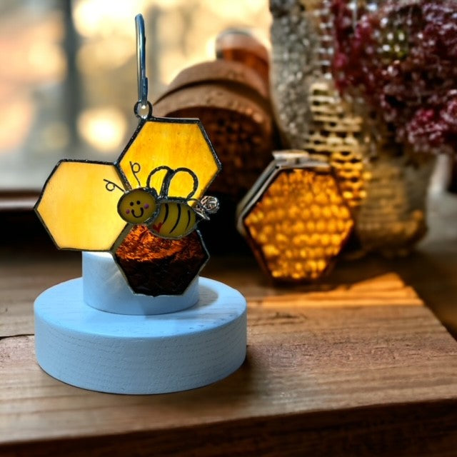 Glass Cover- Bee / Honeycomb