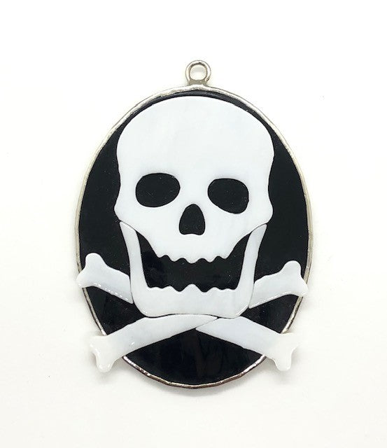 Glass Cover- Skull and Crossbones